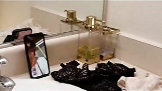 A thirsty girl that loves big cock1mw1r