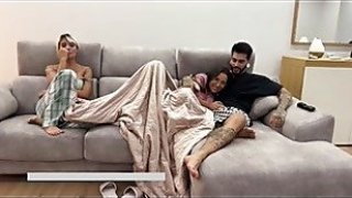 My friend fucked my boyfriend in front of me without me realizingocnam